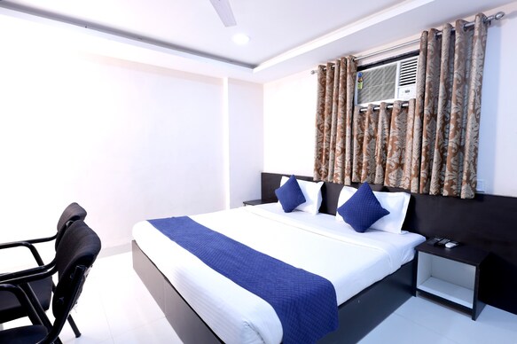 Hotel Diamond Residency