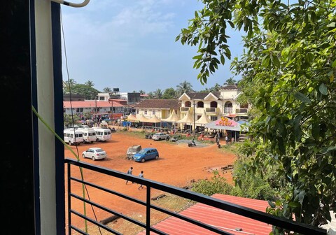 Blue Waves Guest House