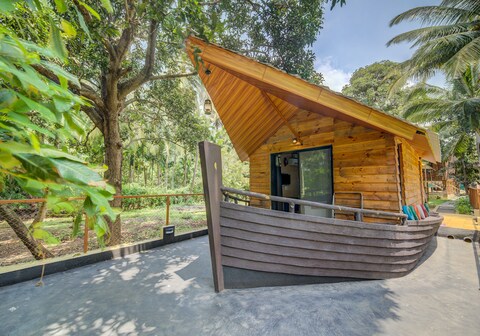 Coconut Beach Farm | Rooms & Wi-Fi