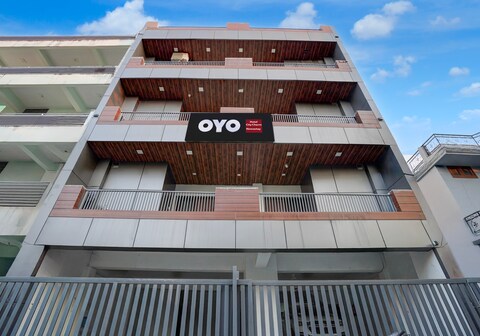 SPOT ON by OYO City Charm Homestay