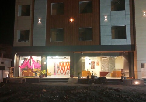 Hotel Narendra Paradise