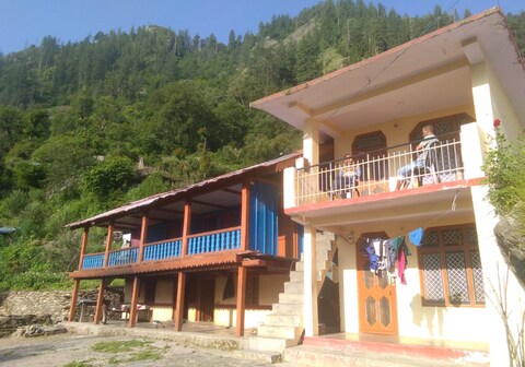 Gidara Darshan Homestay near Gidara Bugyal Trekpoint