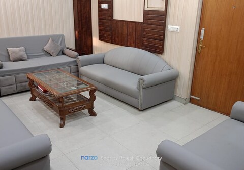 Private 2BHK Apt at Ecoheights Dwarka