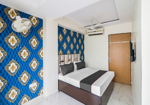 Hotel O La Casa Residency