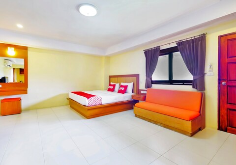 OYO 639 Rak Samui Residence