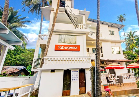 (Duplicate) FabHotel Golden Nest Deluxe Resort