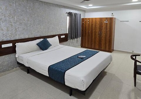 FabHotel Sri Jahnavi