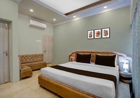 Townhouse HOTEL THE CASTLE