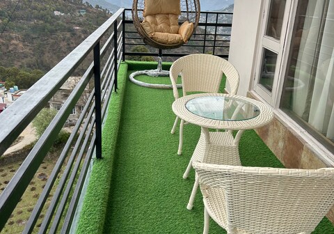 Apartment in Barog
