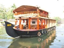 Thathvamasi House Boats, Kumarakom Thathvamasi House Boats, Kumarakom