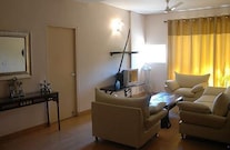 Flower Service Apartments, Delhi Flower Service Apartments, Delhi