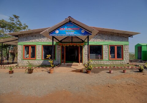 HOTEL NEW SAMADHAN