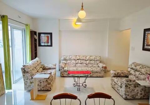Elegant 2 bhk Posh Apt Nr EON IT