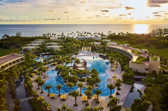 Pullman Phu Quoc Beach Resort