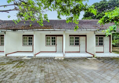 Hotel O Asta Guesthouse