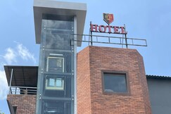 Yam Hotel, Thiruvananthapuram Yam Hotel, Thiruvananthapuram