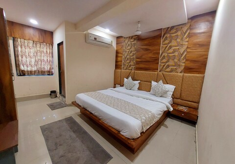 Hotel Dreamland Chandkheda