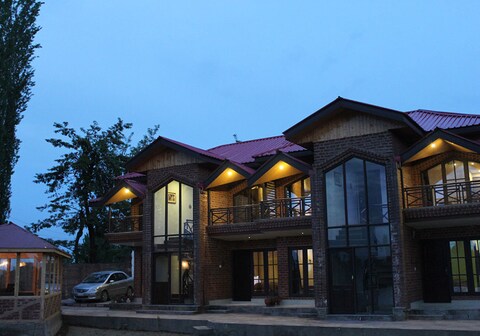 The Cedrus Resort.