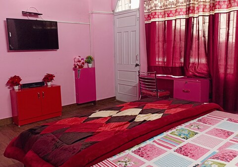 Inheart 2BHK Entire Guesthouse, Mussoorie