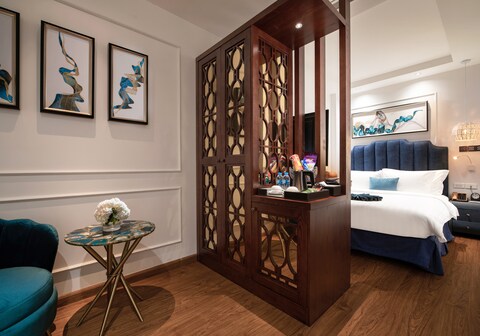 Ha Noi Fiesta Central Hotel and Spa