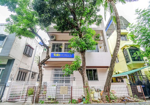 FabExpress Moon Residency