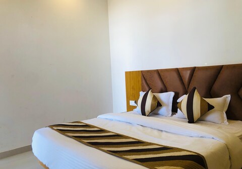 Kesariya Bagh Resort