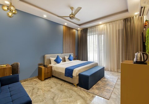 The Embassy Inn, Sector 143, Noida