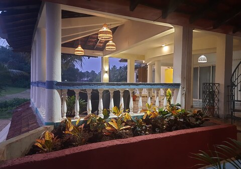 CORAL BEACH HOTEL CANDOLIM