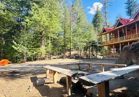 Kath Kuni Cafe & Stay