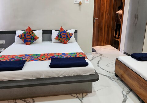 HOTEL PRIYA