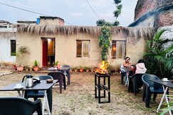Bengal Tiger Retreat by Flycatcher, Bandhavgarh Bengal Tiger Retreat by Flycatcher, Bandhavgarh