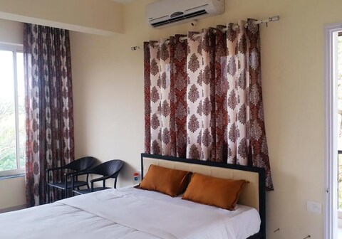 White Castles Anjuna Comfy Luxe Holiday Heaven