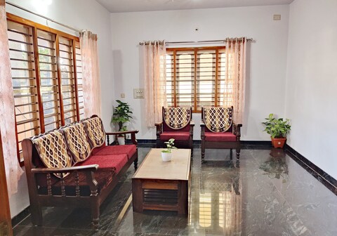 Apsara Service Apartment