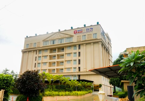 Mastiff Grand The Sia Palace Suites & Banquets, Khopoli