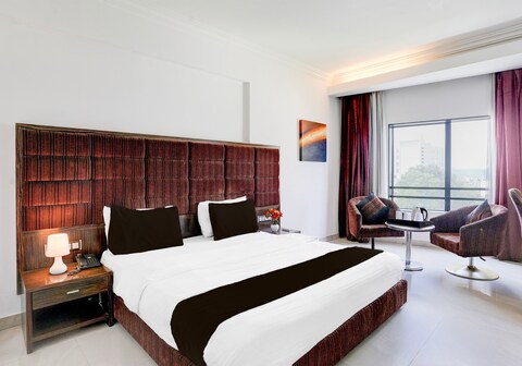 Super Townhouse Bharuch Near Railway Station Formerly Hotel Kohinoor