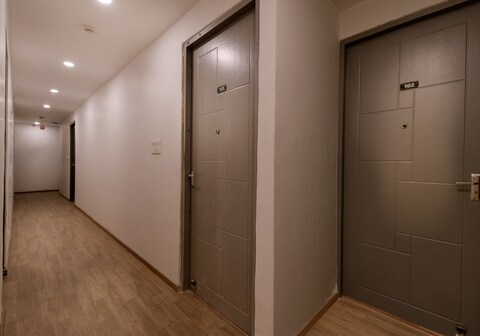 Super TownHouse 244 Munshipuliya