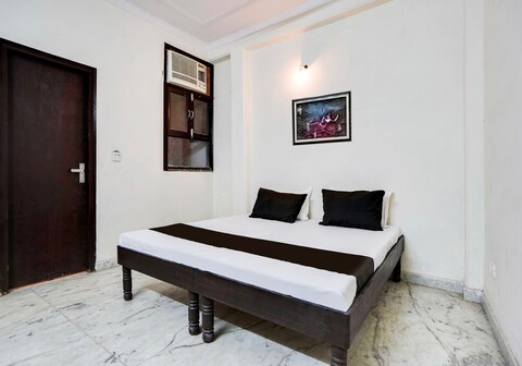 Hotel O Vishnu House