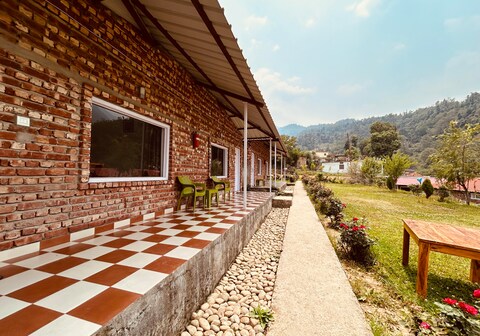 The Turiya Heli Resort