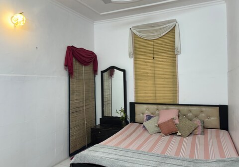 Blush City Apartment