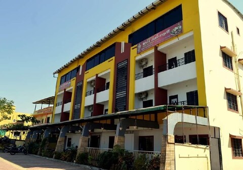 Hotel Shiv Swapnapurti