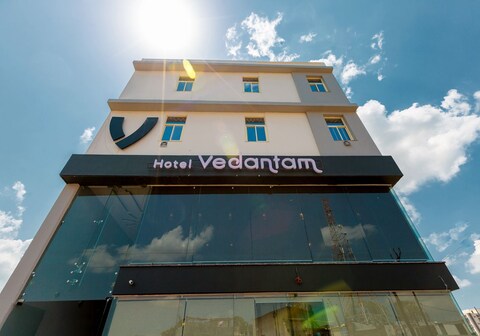 HOTEL VEDANTAM