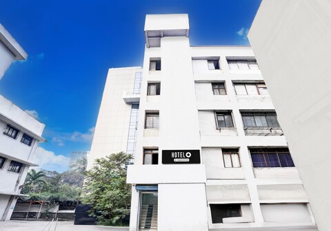 Super Hotel O BKC Santacruz East