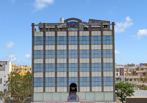 Townhouse Oak LB Nagar Above Mcdonalds