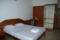 ALOKA RESIDENCY, Coorg ALOKA RESIDENCY, Coorg