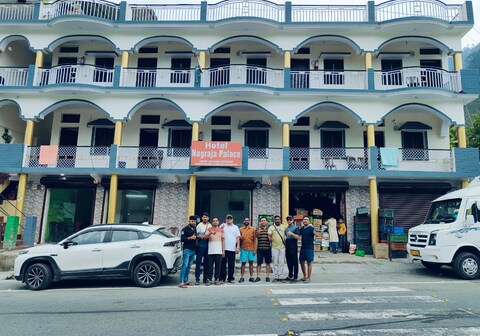 Hotel Nagraja palace