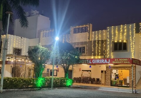Hotel Giriraj