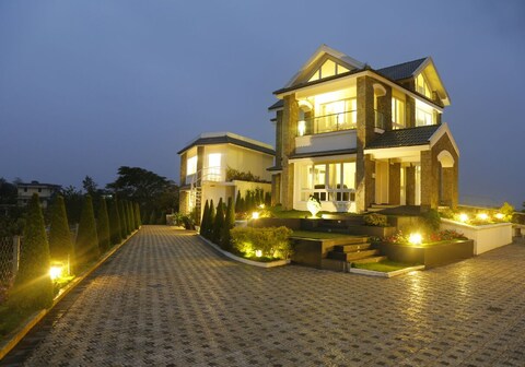 Wisteria Kuttikkanam | Hill-view Rooms