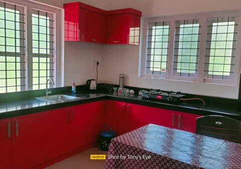 Karapuzha Serene Homestay