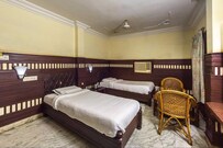 R.R Hotel (30kms from Theni), Theni R.R Hotel (30kms from Theni), Theni
