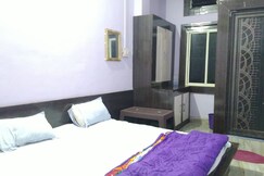 GEETA ROYAL, Jhansi GEETA ROYAL, Jhansi